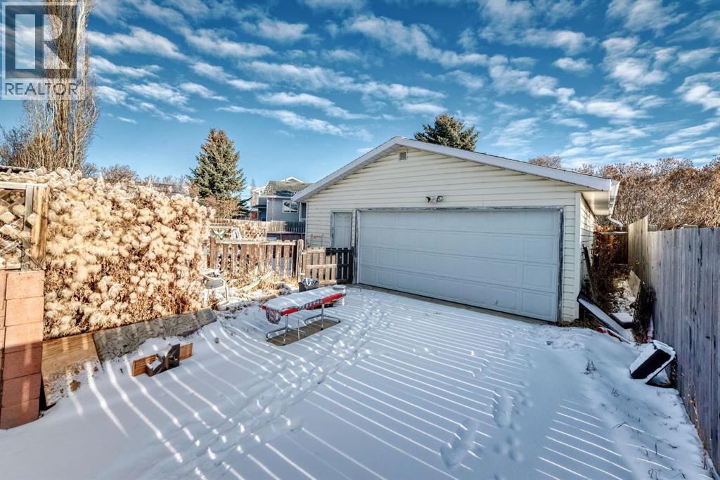 4420 57 Avenue, Innisfail, Alberta  T4G 1K9 - Photo 37 - A2272818