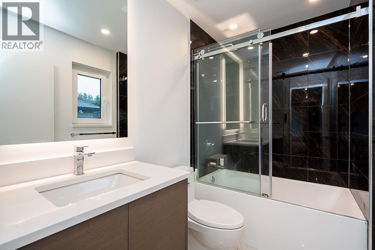 1026 Belmont Avenue, North Vancouver, British Columbia  V7R 1K2 - Photo 25 - R3072884