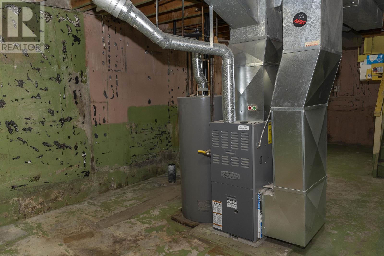 423 Churchill Dr W, Thunder Bay, Ontario  P7C 1V8 - Photo 18 - TB253638