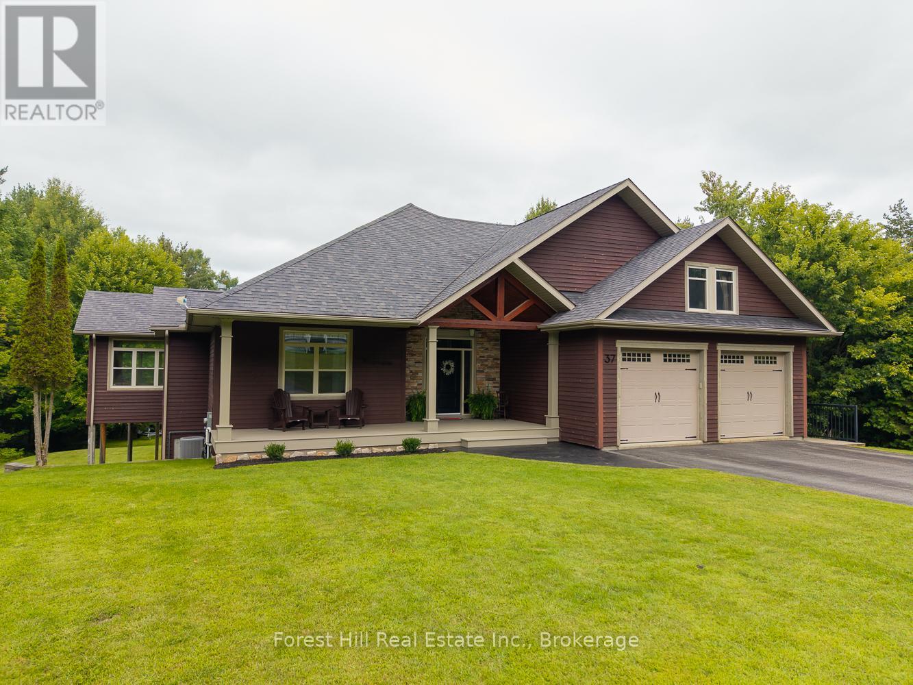 37 PARKWAY AVENUE, McDougall, Ontario