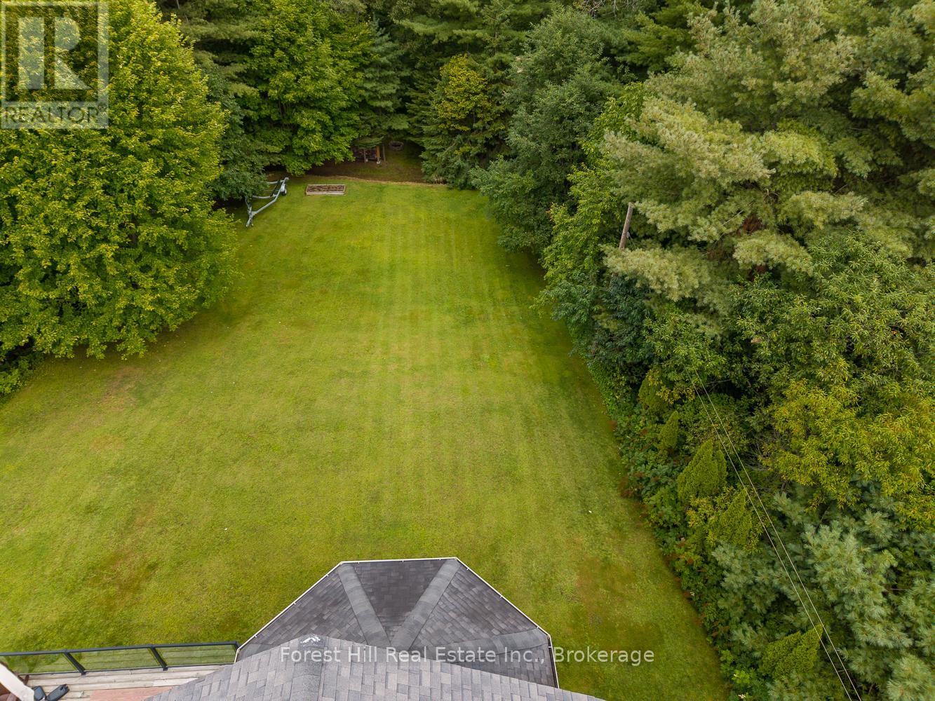 37 Parkway Avenue, Mcdougall, Ontario  P0G 1G0 - Photo 3 - X12405705