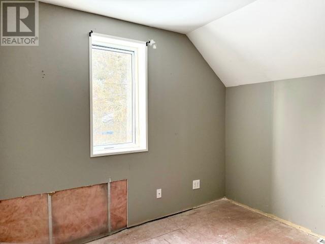 52 Empress Ave N, Thunder Bay, Ontario  P7A 6B9 - Photo 25 - TB253639