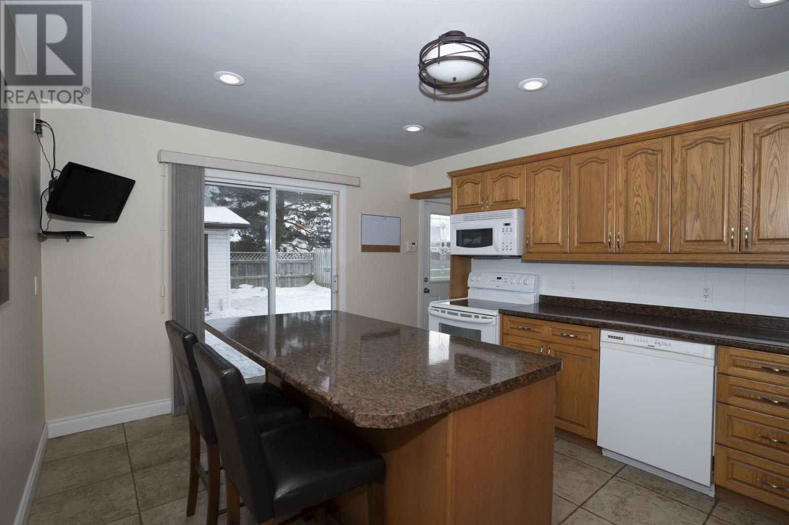 205 Windemere Ave N, Thunder Bay, Ontario  P7A 6B6 - Photo 12 - TB253640