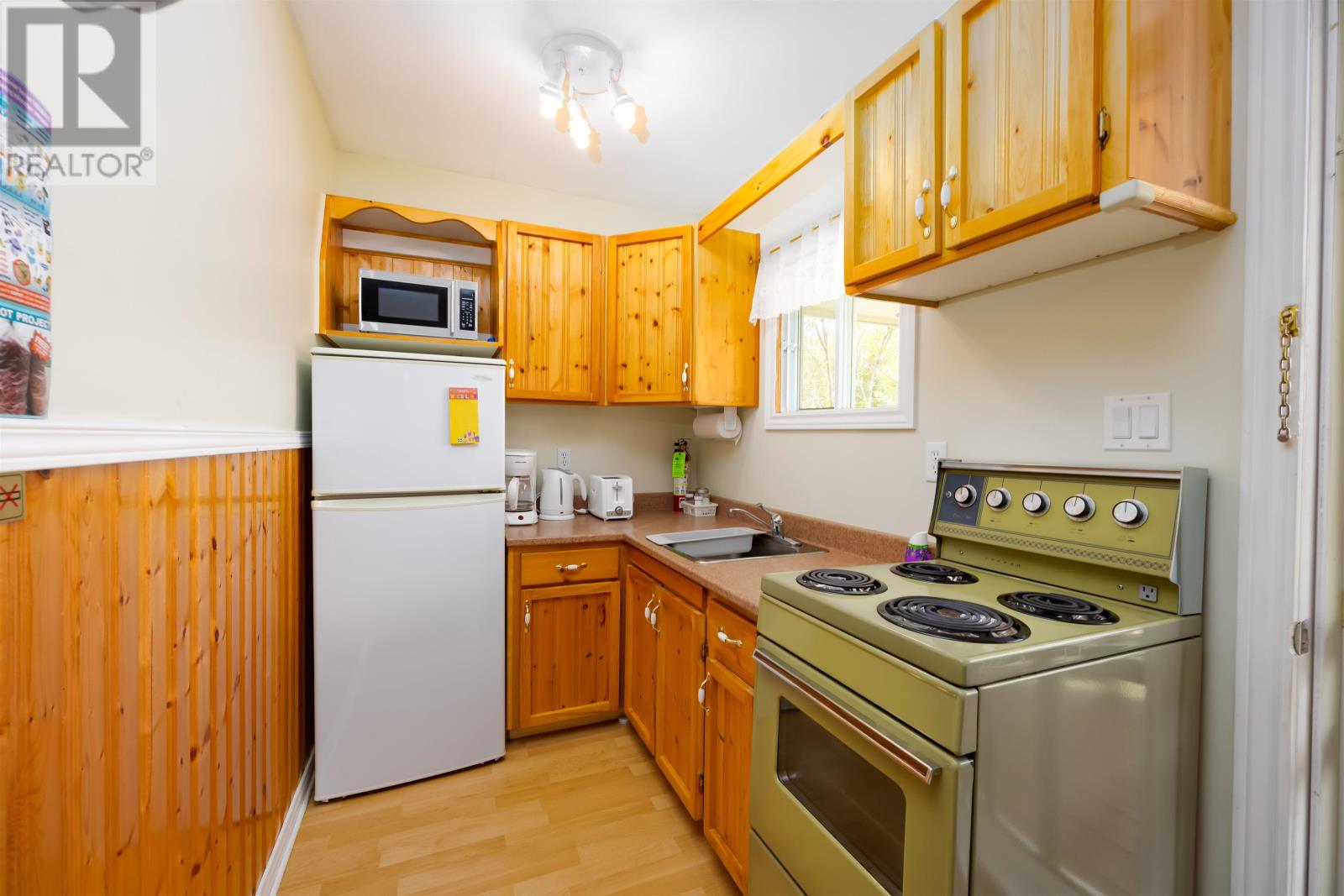 201 Britain Shore Road, Brackley Beach, Prince Edward Island  C1E 2P6 - Photo 8 - 202529235