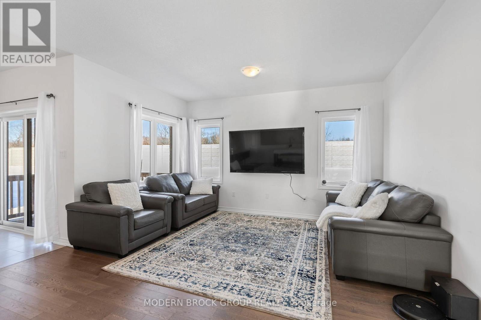 74 Adley Drive, Brockville, Ontario  K6V 7J1 - Photo 15 - X12613250