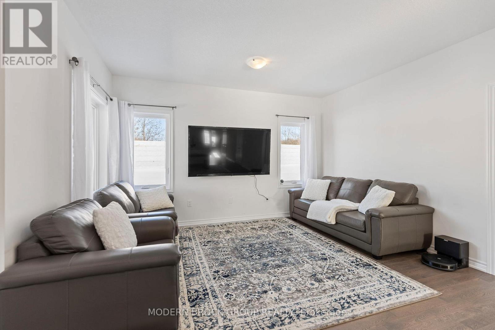 74 Adley Drive, Brockville, Ontario  K6V 7J1 - Photo 16 - X12613250