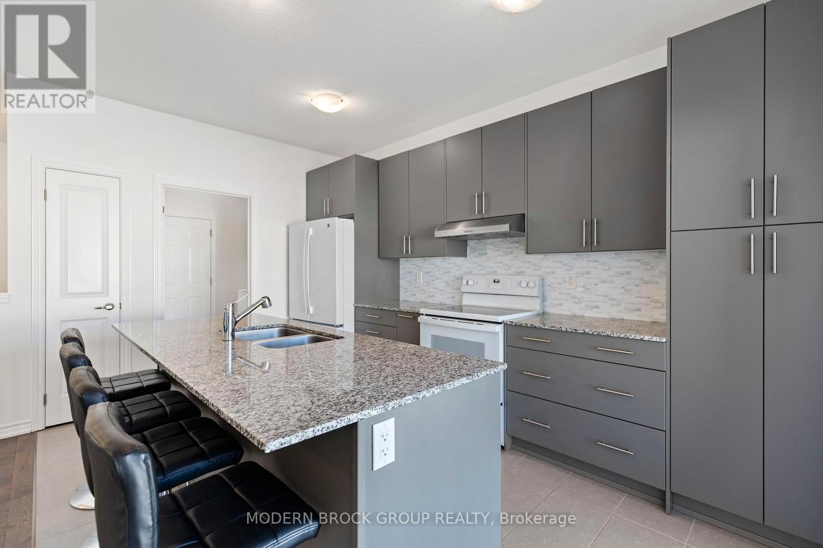 74 Adley Drive, Brockville, Ontario  K6V 7J1 - Photo 18 - X12613250