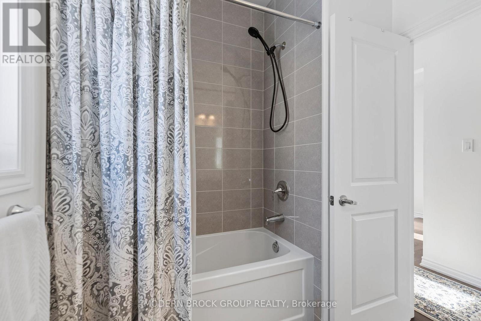 74 Adley Drive, Brockville, Ontario  K6V 7J1 - Photo 32 - X12613250