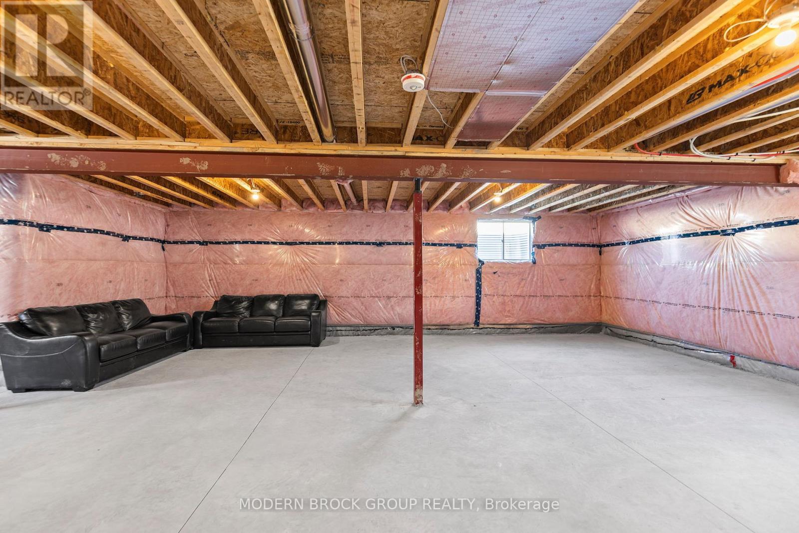 74 Adley Drive, Brockville, Ontario  K6V 7J1 - Photo 37 - X12613250