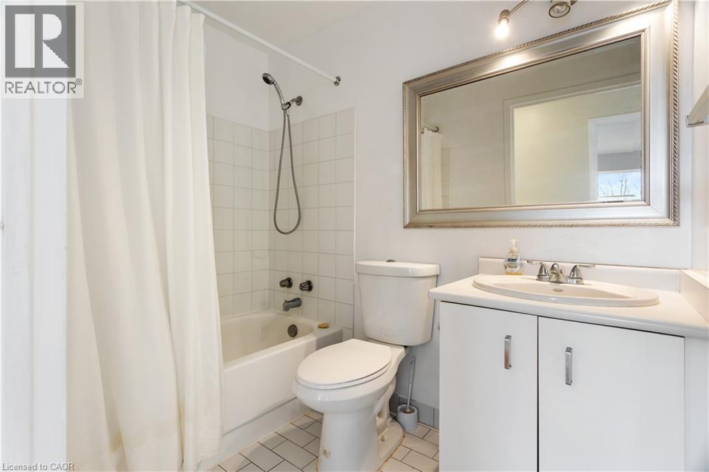 55 Blue Springs Drive, Waterloo, Ontario  N2J 4T3 - Photo 11 - 40792879