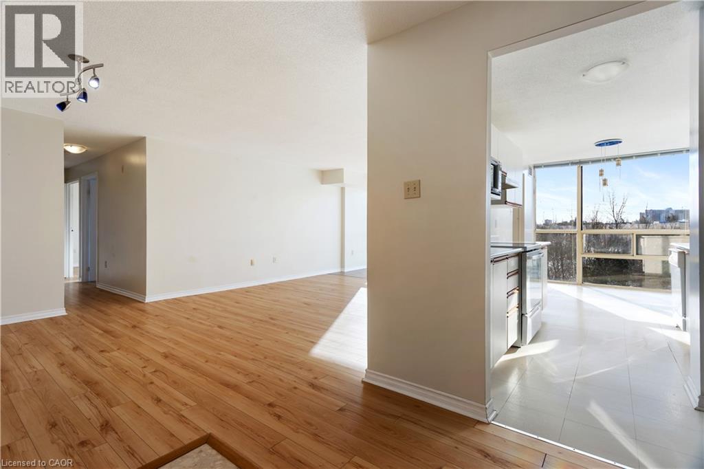 55 Blue Springs Drive, Waterloo, Ontario  N2J 4T3 - Photo 7 - 40792879