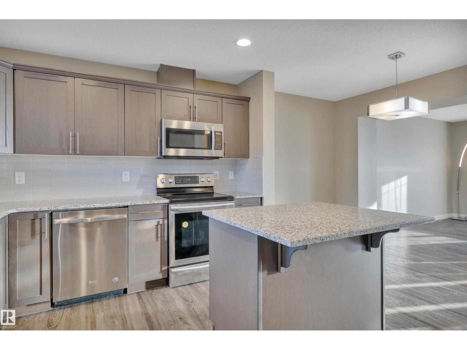 16728 15 Av Sw, Edmonton, Alberta  T6W 3R6 - Photo 11 - E4466454