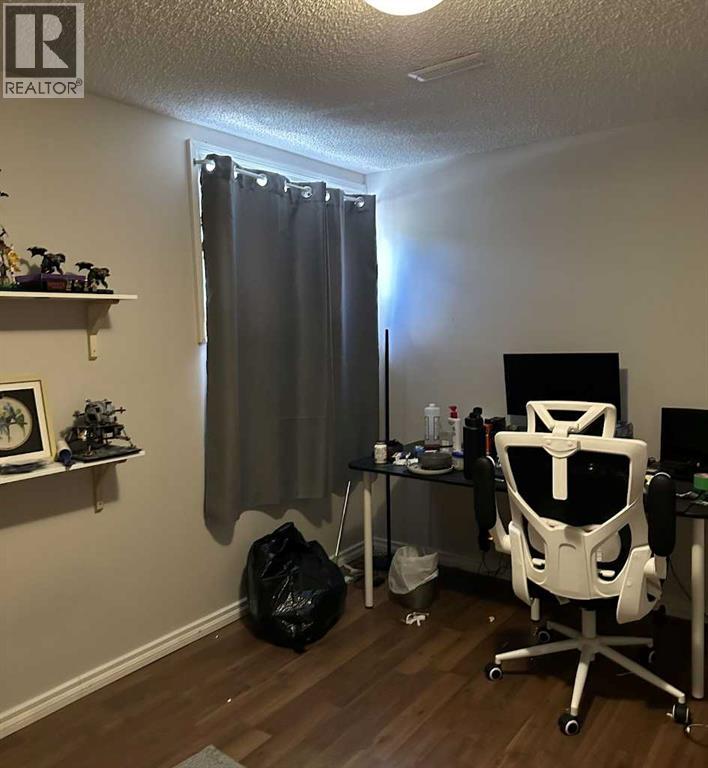 3727 Valdes Place Nw, Calgary, Alberta  T2L 2A2 - Photo 17 - A2259312