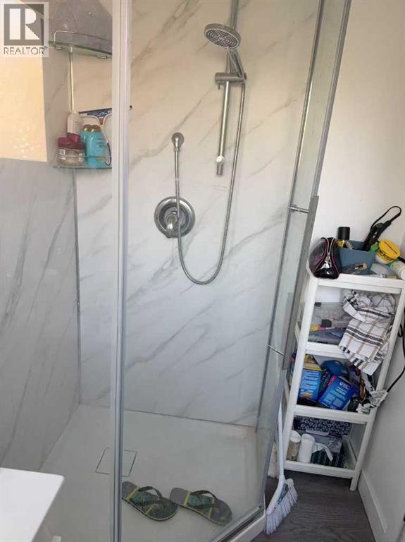 3727 Valdes Place Nw, Calgary, Alberta  T2L 2A2 - Photo 12 - A2259312