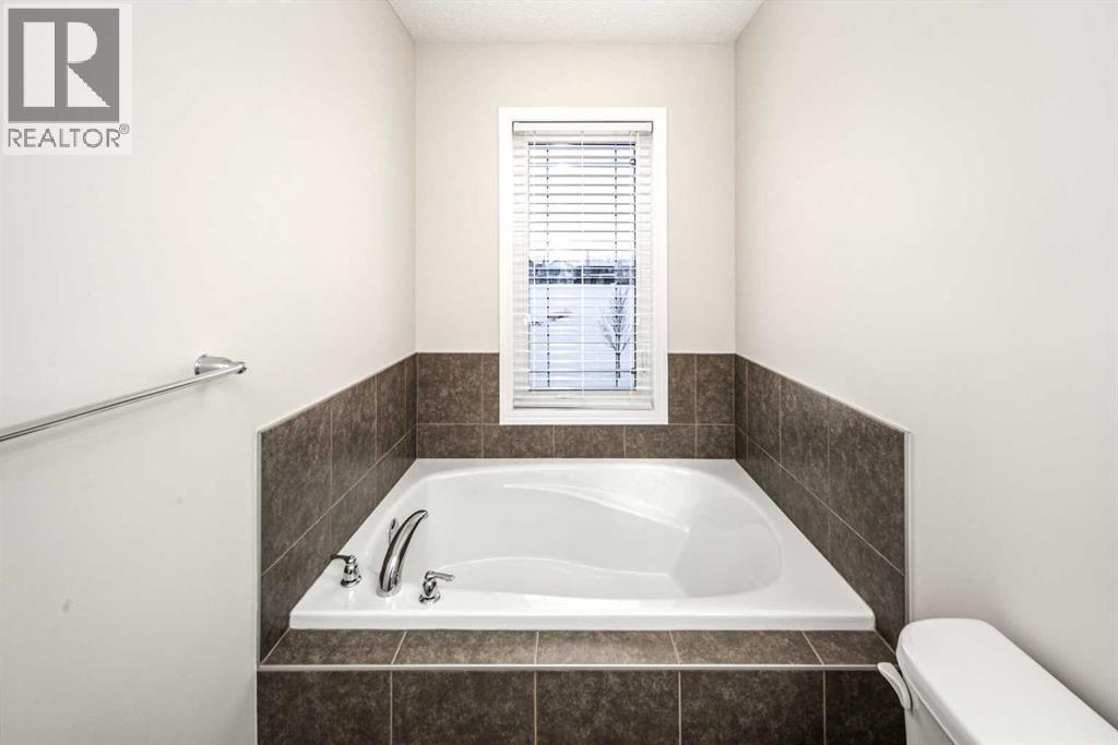 22 Windford Drive Sw, Airdrie, Alberta  T4B 3Z7 - Photo 24 - A2274289