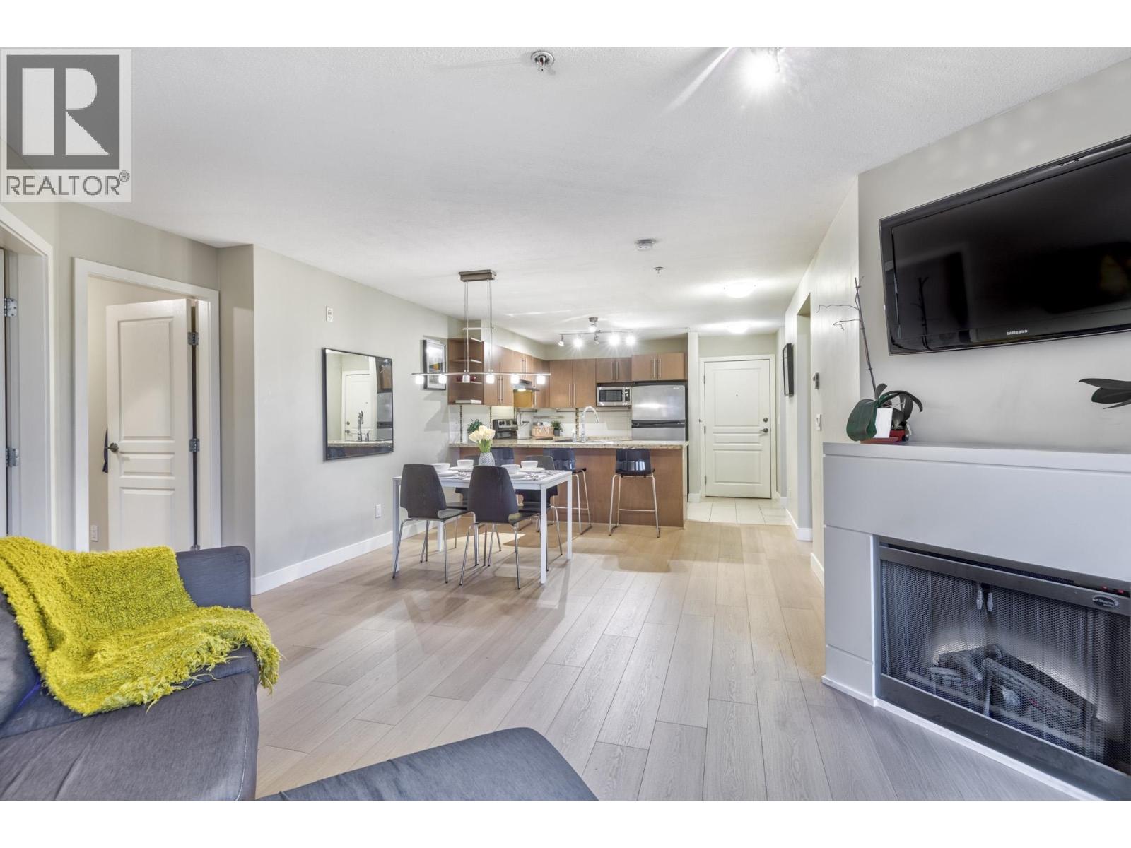 209 2088 Beta Avenue, Burnaby, British Columbia V5C 0C8 - Photo 7 - R3072755