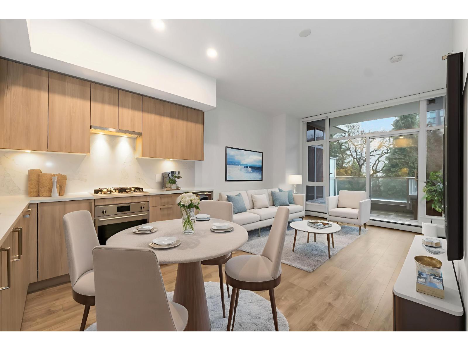 206 13350 Central Avenue, Surrey, British Columbia  V3T 0S1 - Photo 1 - R3072964