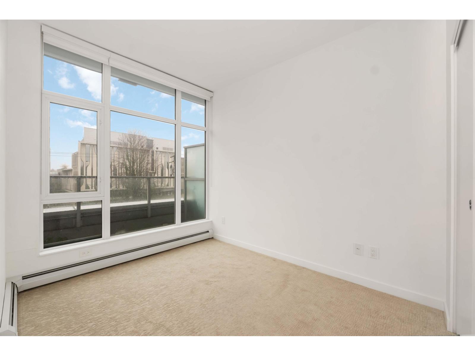 206 13350 Central Avenue, Surrey, British Columbia  V3T 0S1 - Photo 11 - R3072964