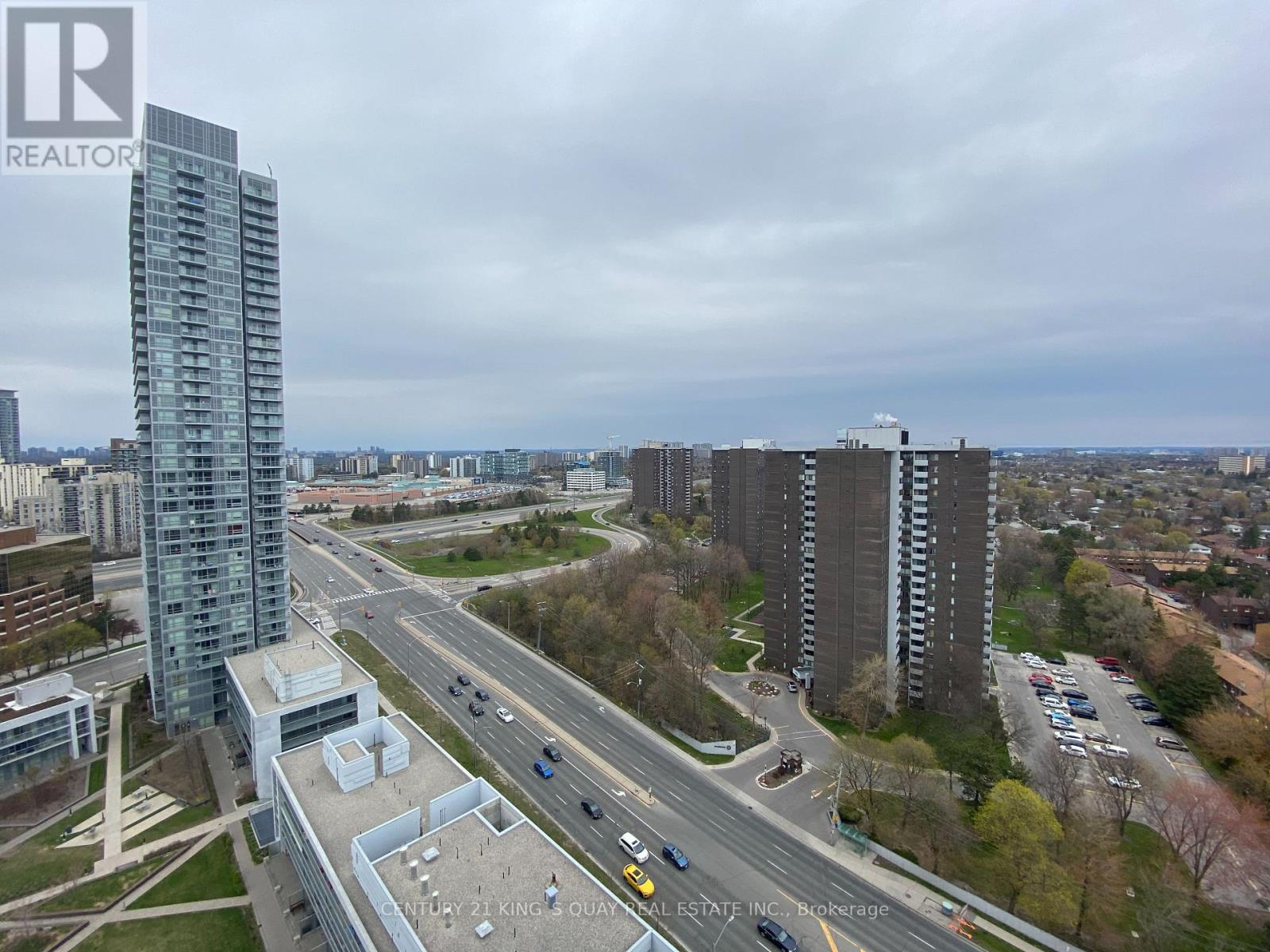 2004 - 30 Heron's Hill Way, Toronto, Ontario  M2J 0A7 - Photo 11 - C12613286