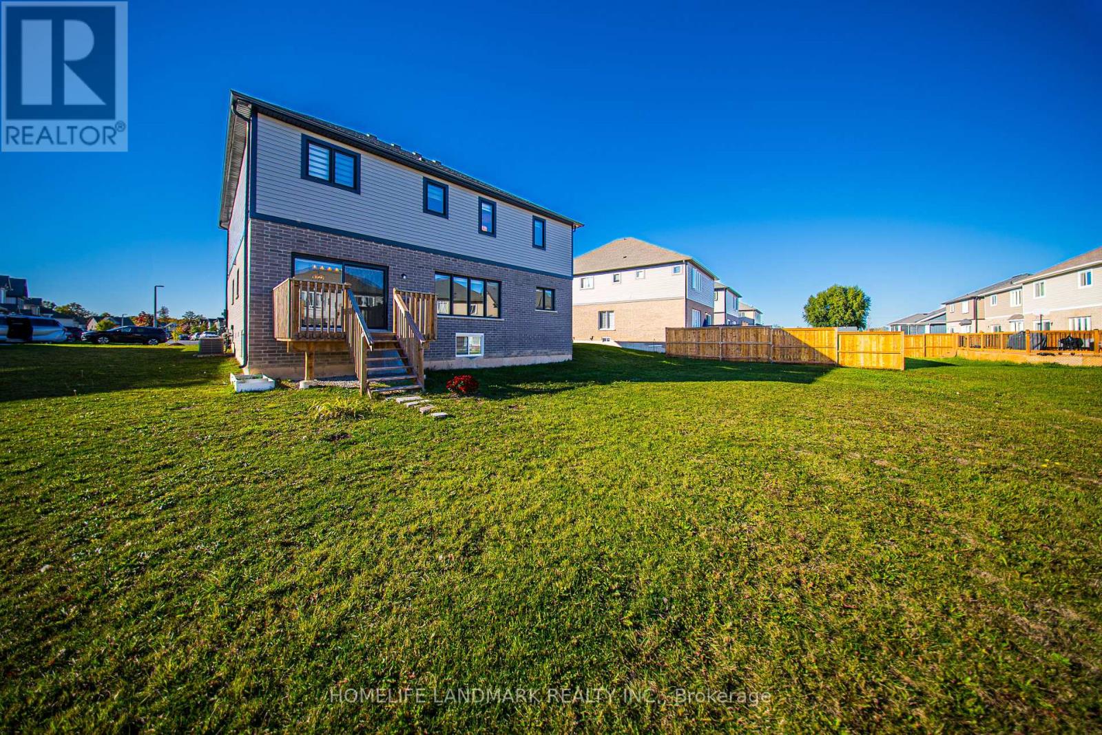 49 Monarch Street, Welland, Ontario  L3C 0E6 - Photo 42 - X12486278