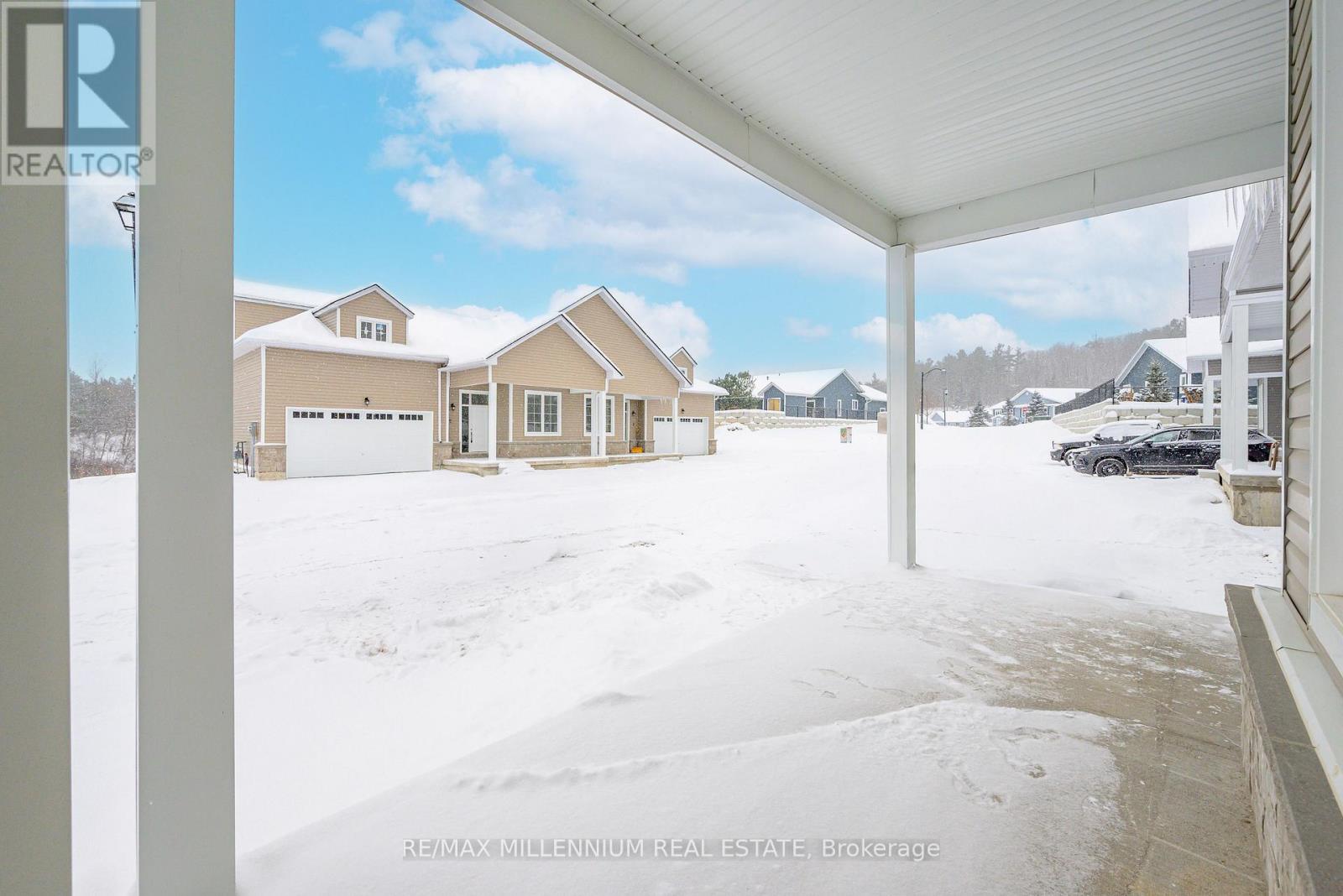 6 Turnberry Court, Bracebridge (Monck (Bracebridge)), Ontario  P1L 0N5 - Photo 3 - X12608460