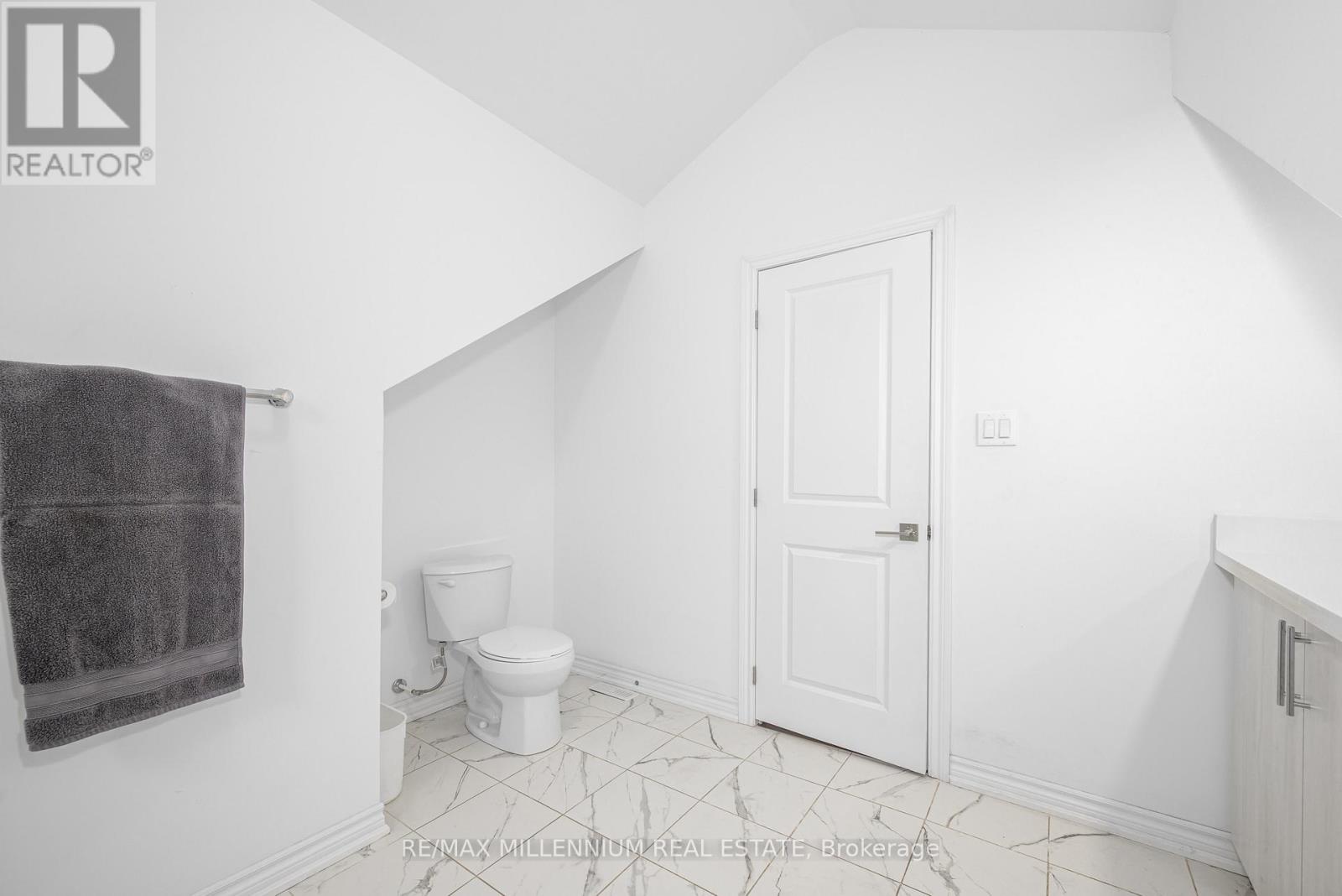 6 Turnberry Court, Bracebridge (Monck (Bracebridge)), Ontario  P1L 0N5 - Photo 33 - X12608460