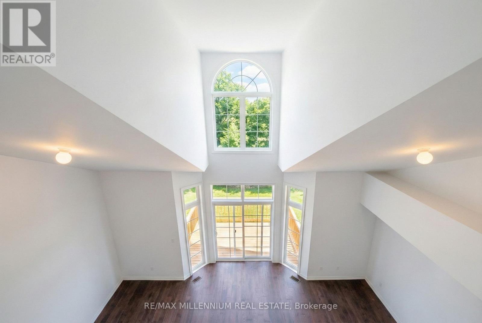 6 Turnberry Court, Bracebridge (Monck (Bracebridge)), Ontario  P1L 0N5 - Photo 30 - X12608460