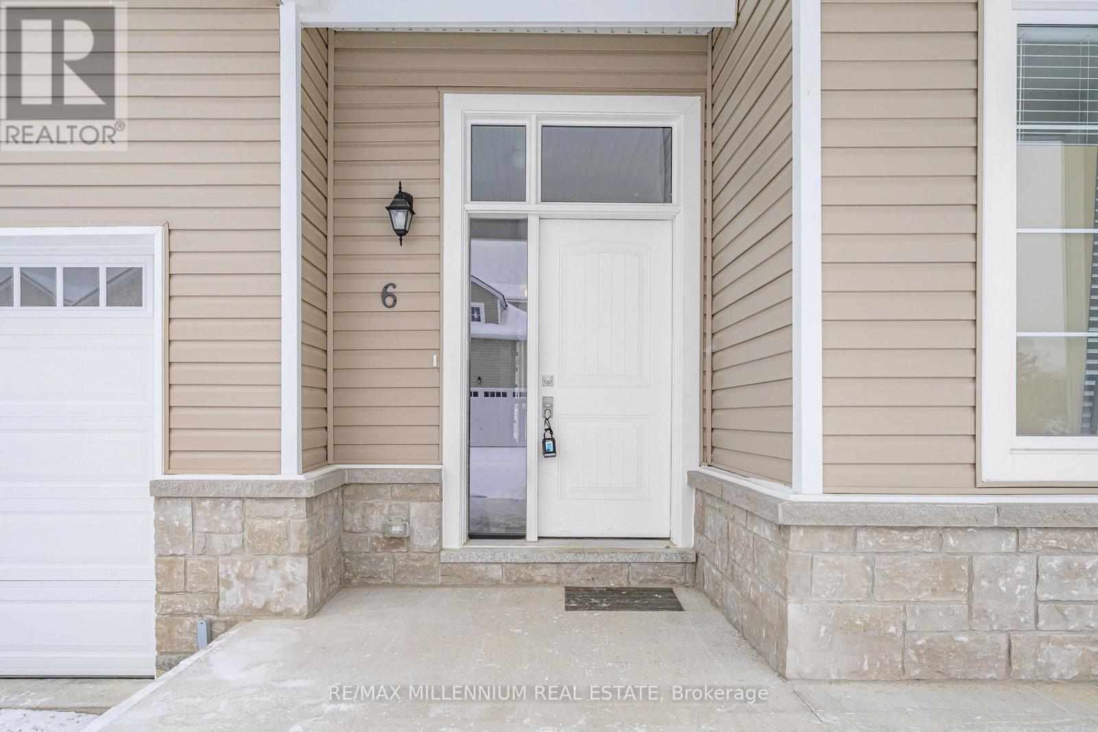 6 Turnberry Court, Bracebridge (Monck (Bracebridge)), Ontario  P1L 0N5 - Photo 5 - X12608460