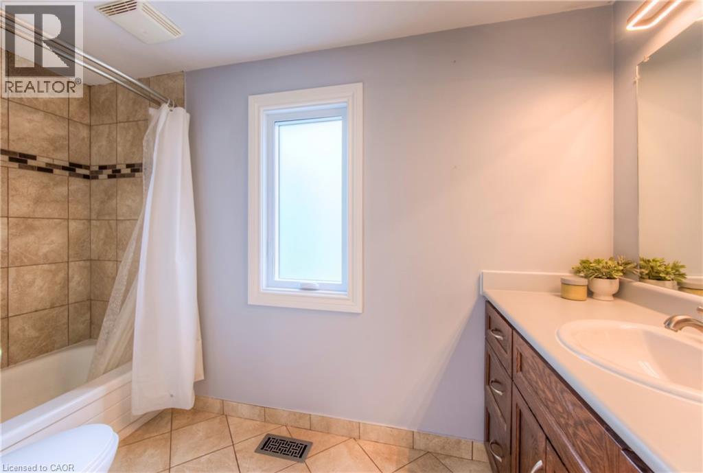 243 Highview Drive, Kitchener, Ontario  N2N 2K6 - Photo 24 - 40793104