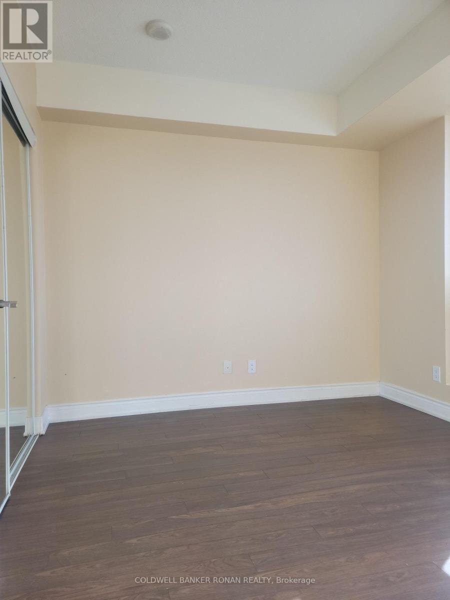 301b - 9090 Yonge Street, Richmond Hill, Ontario  L4C 0Z1 - Photo 15 - N12613210