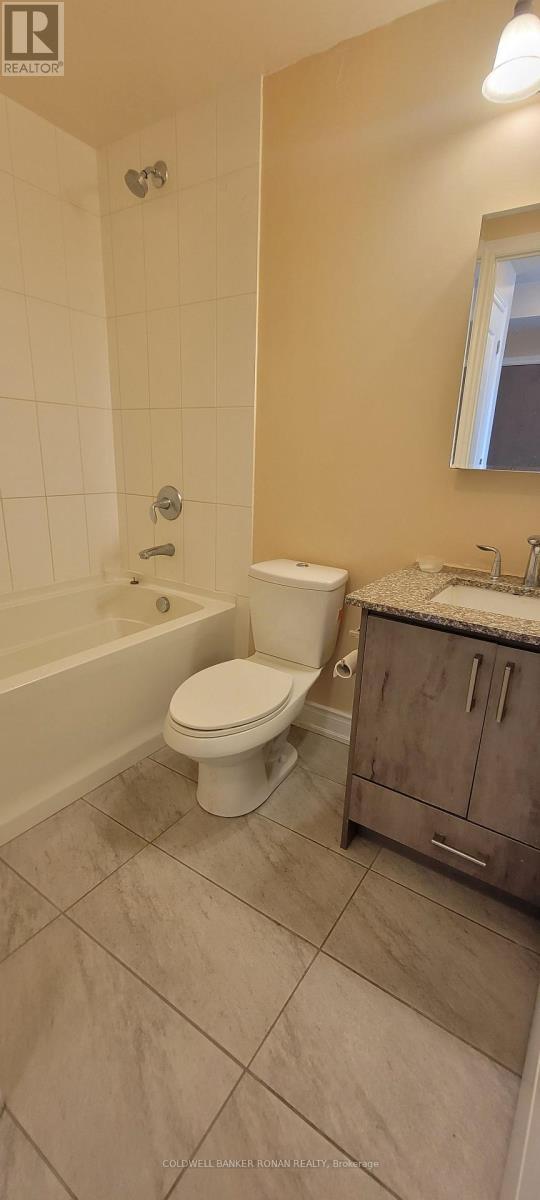 301b - 9090 Yonge Street, Richmond Hill, Ontario  L4C 0Z1 - Photo 18 - N12613210