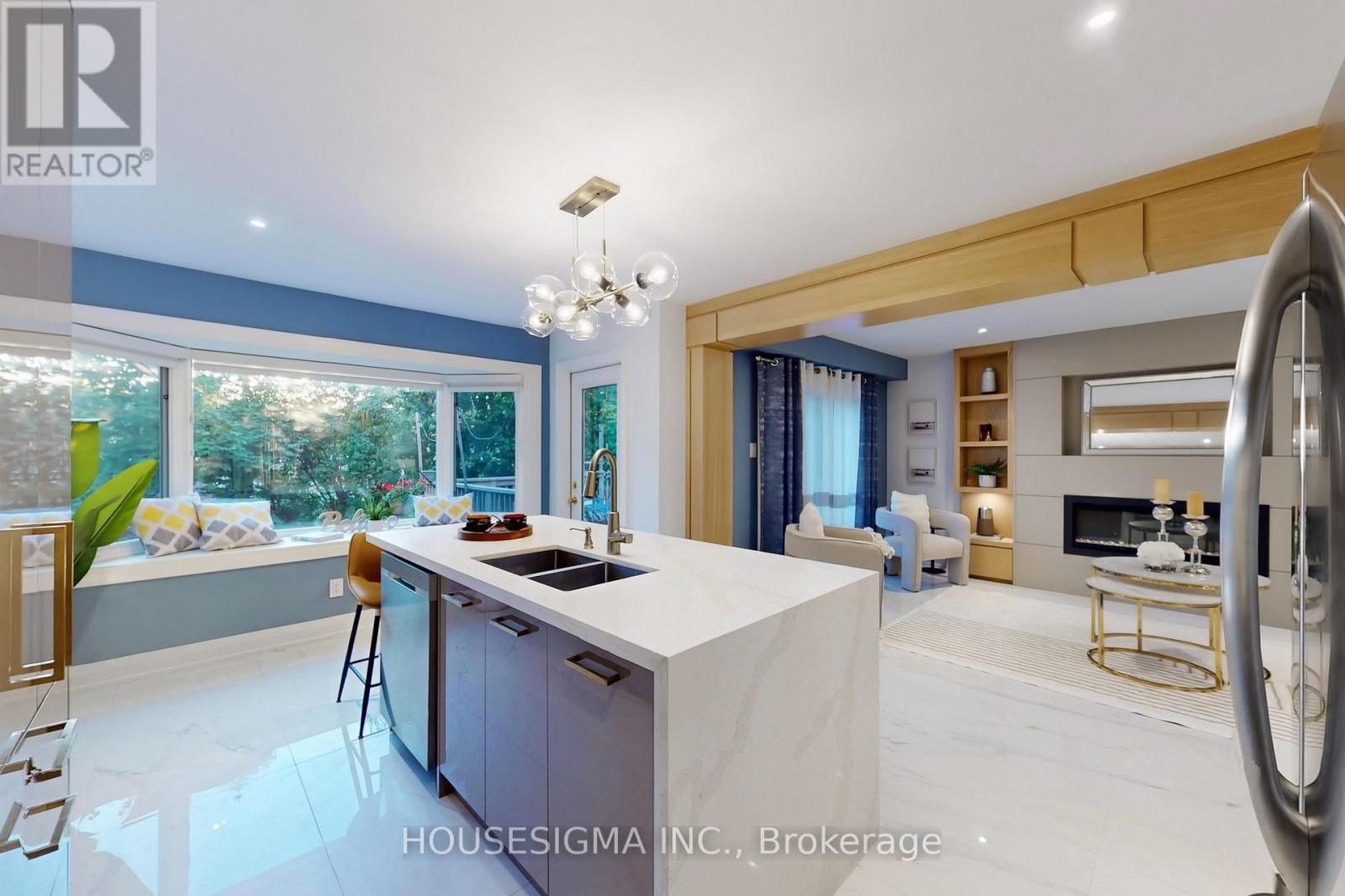 41 Underhill Crescent, Aurora, Ontario  L4G 5S3 - Photo 7 - N12613268