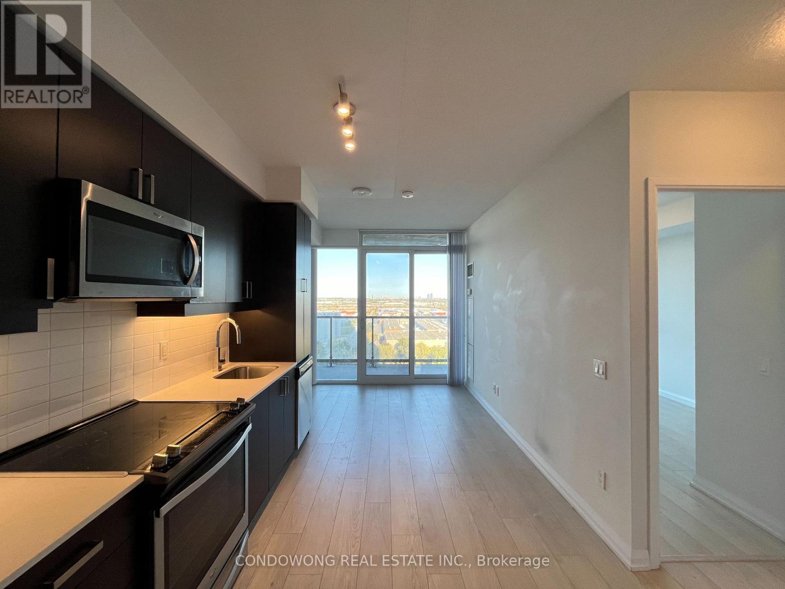 1218 - 7895 JANE STREET, Vaughan, Ontario