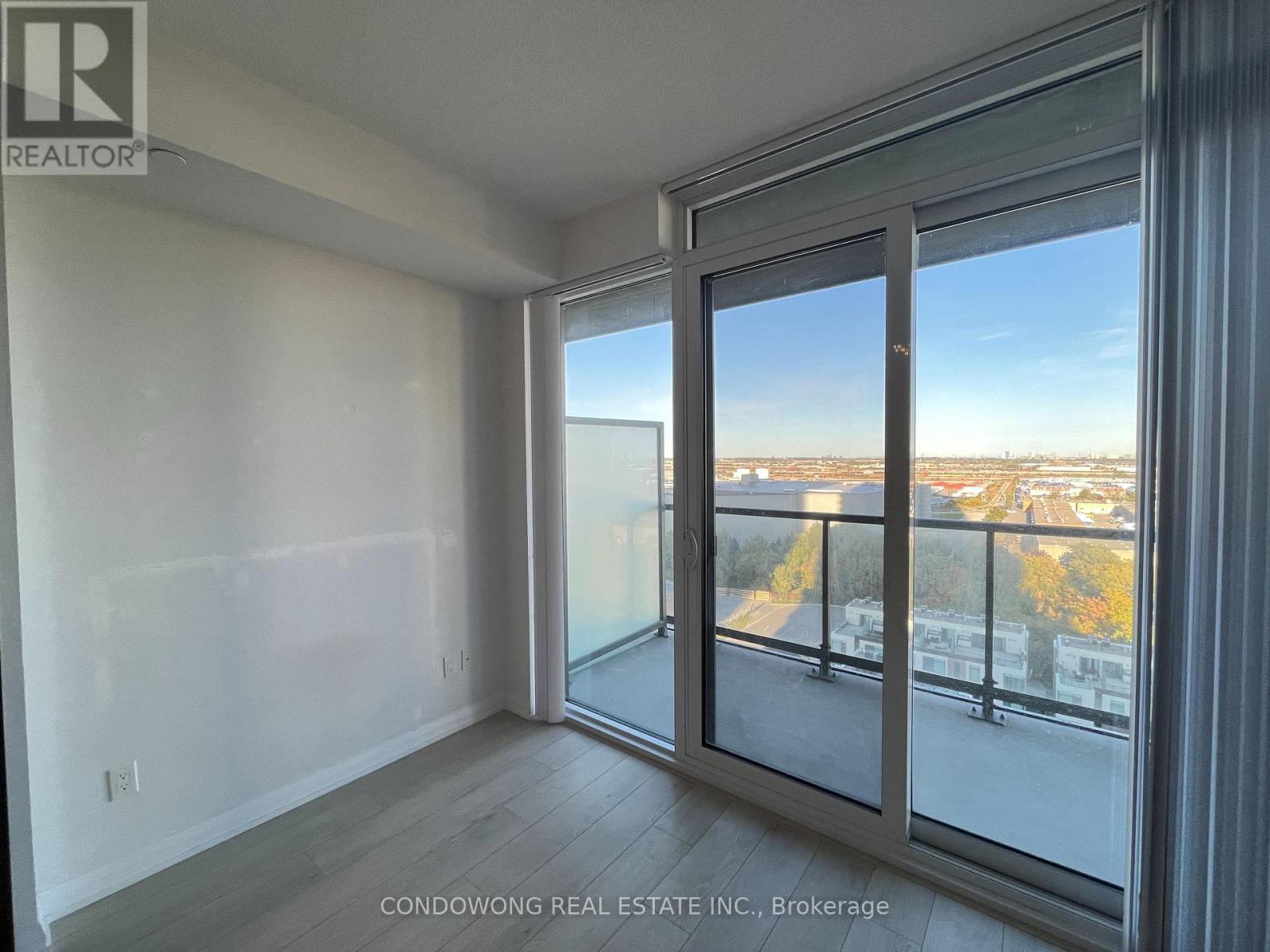 1218 - 7895 Jane Street, Vaughan (Concord), Ontario  L4K 0K2 - Photo 7 - N12613280