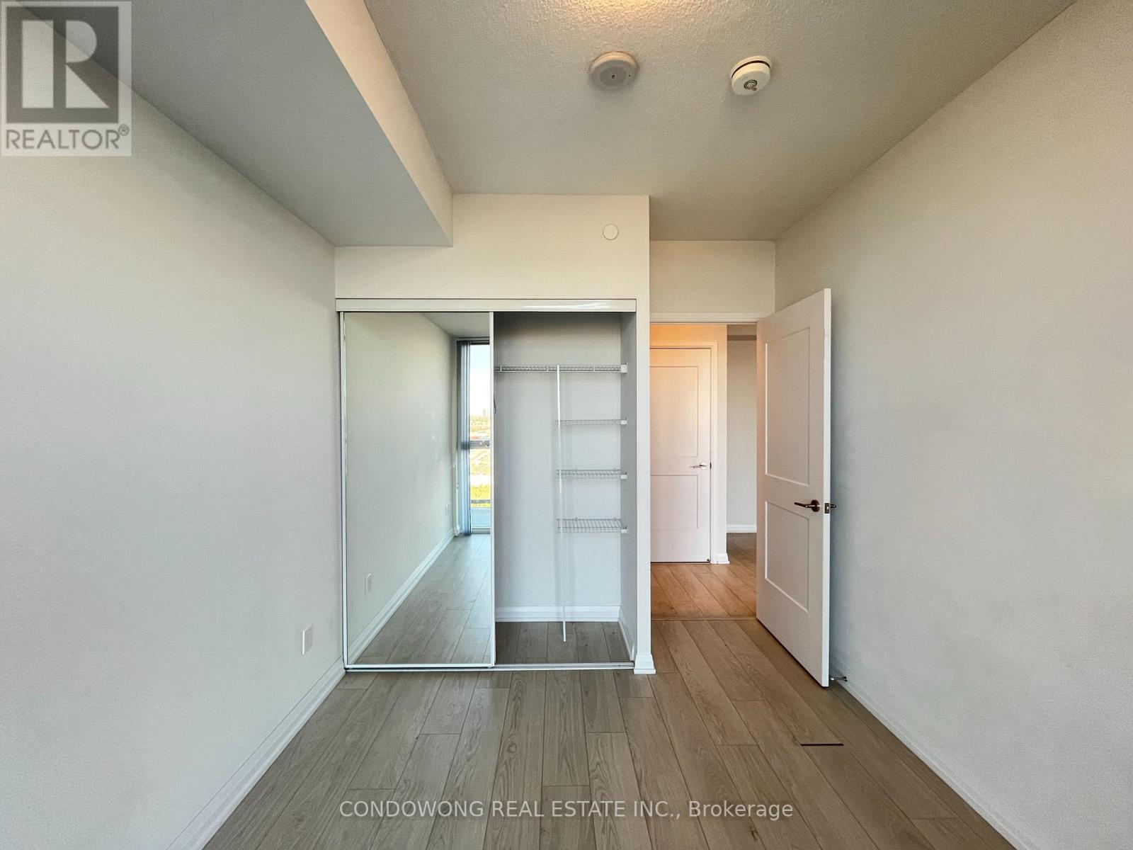 1218 - 7895 Jane Street, Vaughan (Concord), Ontario  L4K 0K2 - Photo 8 - N12613280