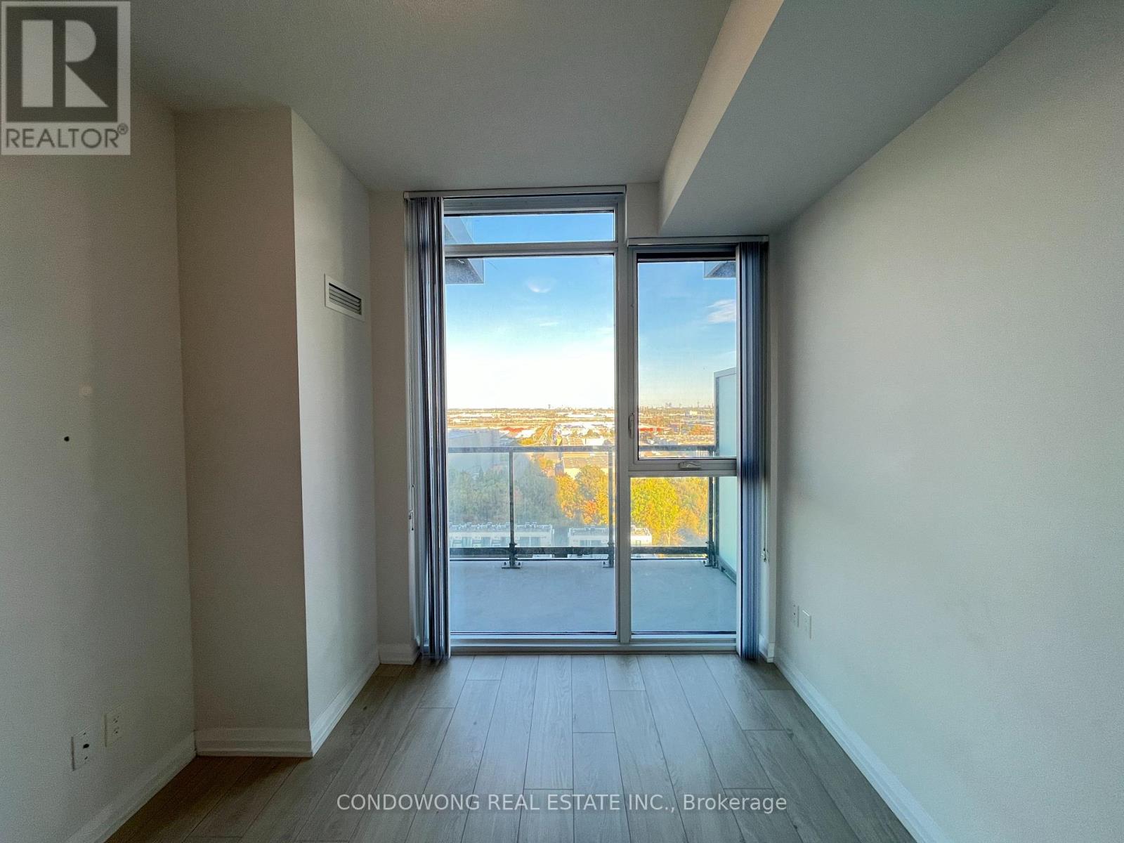 1218 - 7895 Jane Street, Vaughan (Concord), Ontario  L4K 0K2 - Photo 9 - N12613280