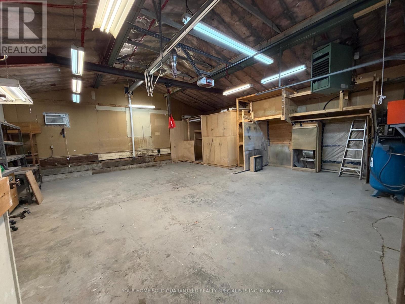 41 Temperance Street, Aurora, Ontario  L4G 2N6 - Photo 3 - N12613288