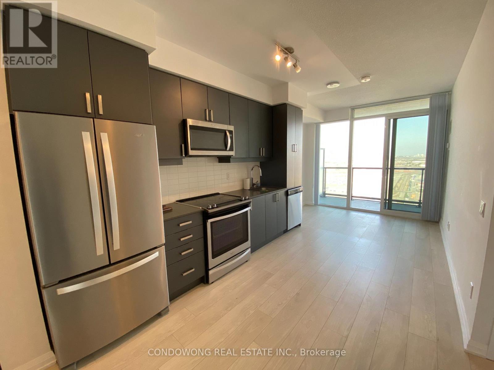 2718 - 7895 JANE STREET, Vaughan, Ontario