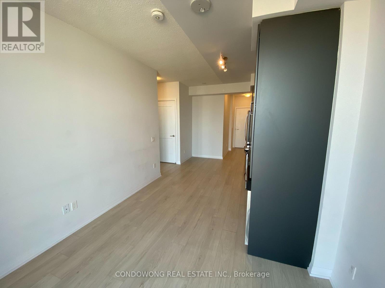 2718 - 7895 Jane Street, Vaughan, Ontario  L4K 0K2 - Photo 5 - N12613294