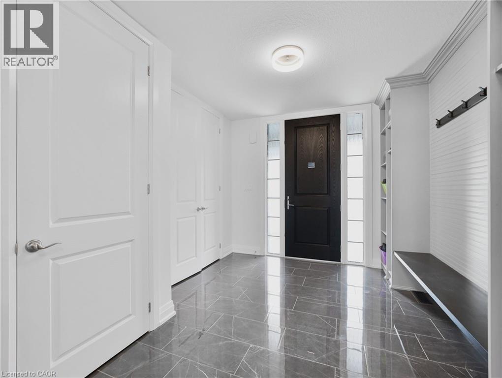 75 Monarch Woods Drive, Kitchener, Ontario N2P 0K1 - Photo 5 - 40774199