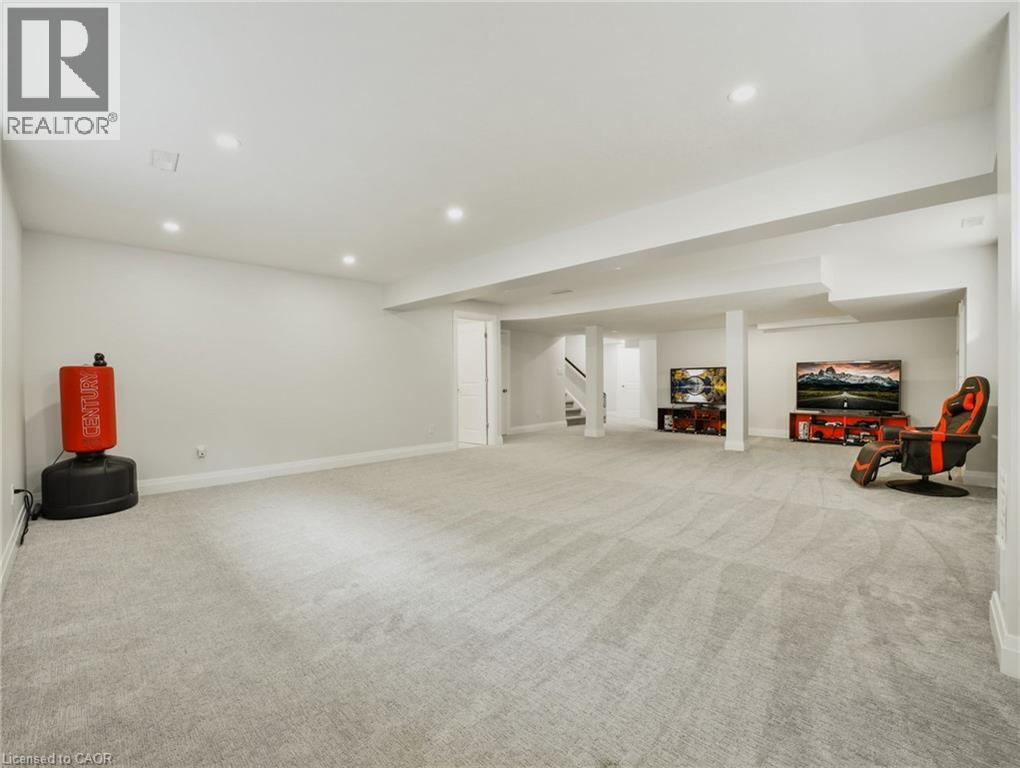 75 Monarch Woods Drive, Kitchener, Ontario N2P 0K1 - Photo 30 - 40774199