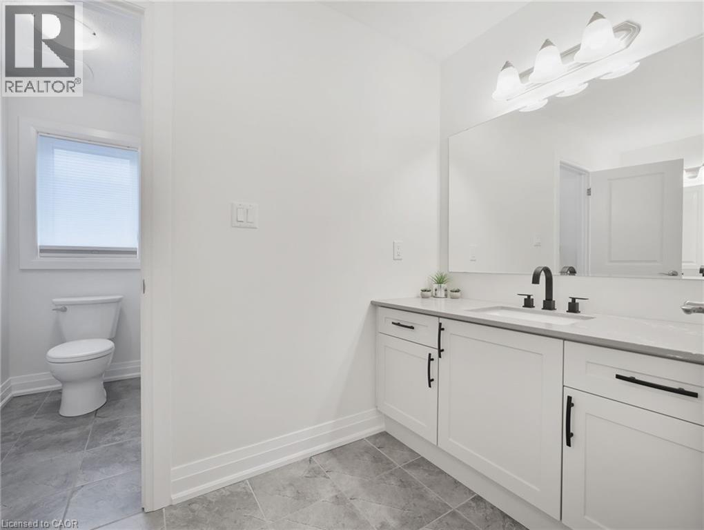 75 Monarch Woods Drive, Kitchener, Ontario N2P 0K1 - Photo 26 - 40774199