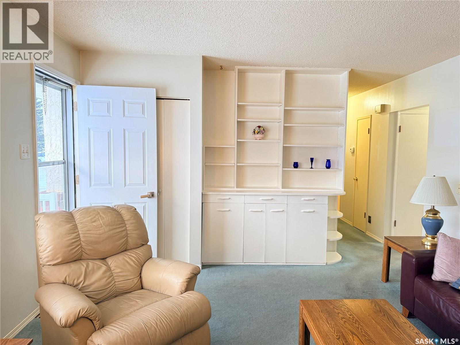 709 Arthur Avenue, Estevan, Saskatchewan  S4A 1K5 - Photo 3 - SK025363