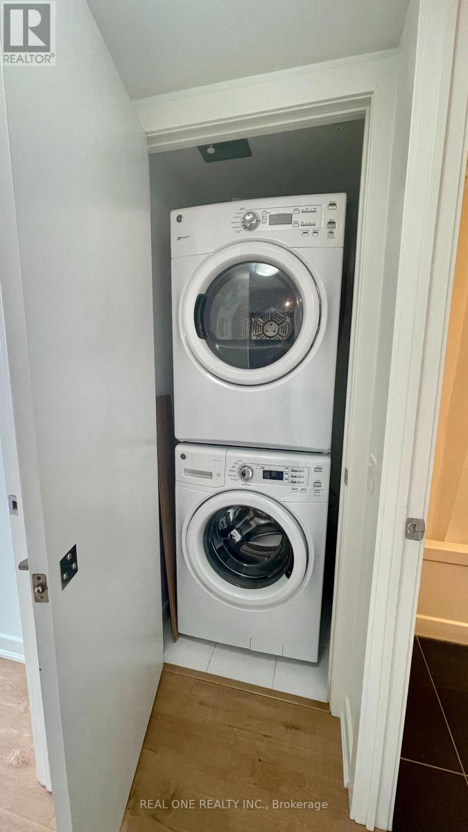 809 - 2220 Lakeshore Boulevard, Toronto, Ontario  M8V 1A4 - Photo 7 - W12613208