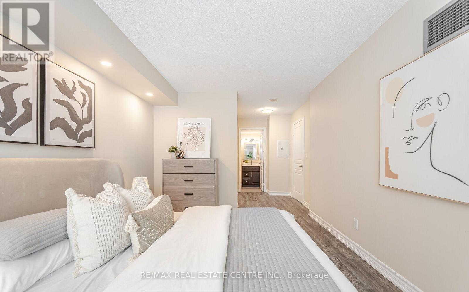 307 - 2585 Erin Centre Boulevard, Mississauga, Ontario  L5M 6Z7 - Photo 14 - W12613240