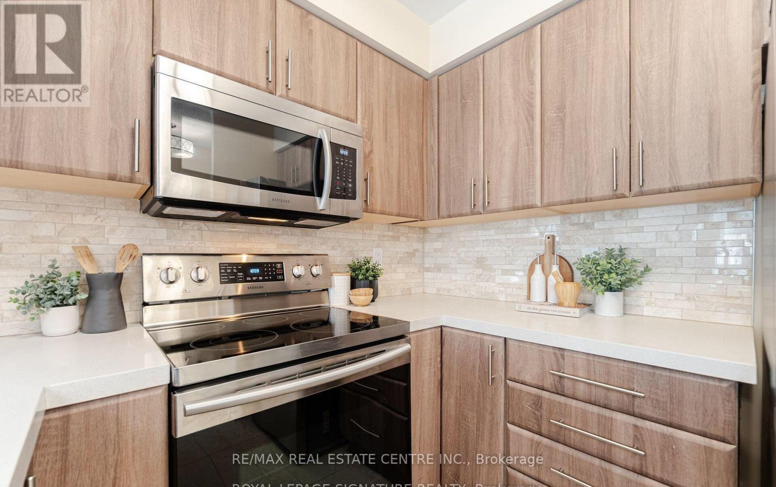 307 - 2585 Erin Centre Boulevard, Mississauga, Ontario  L5M 6Z7 - Photo 7 - W12613240