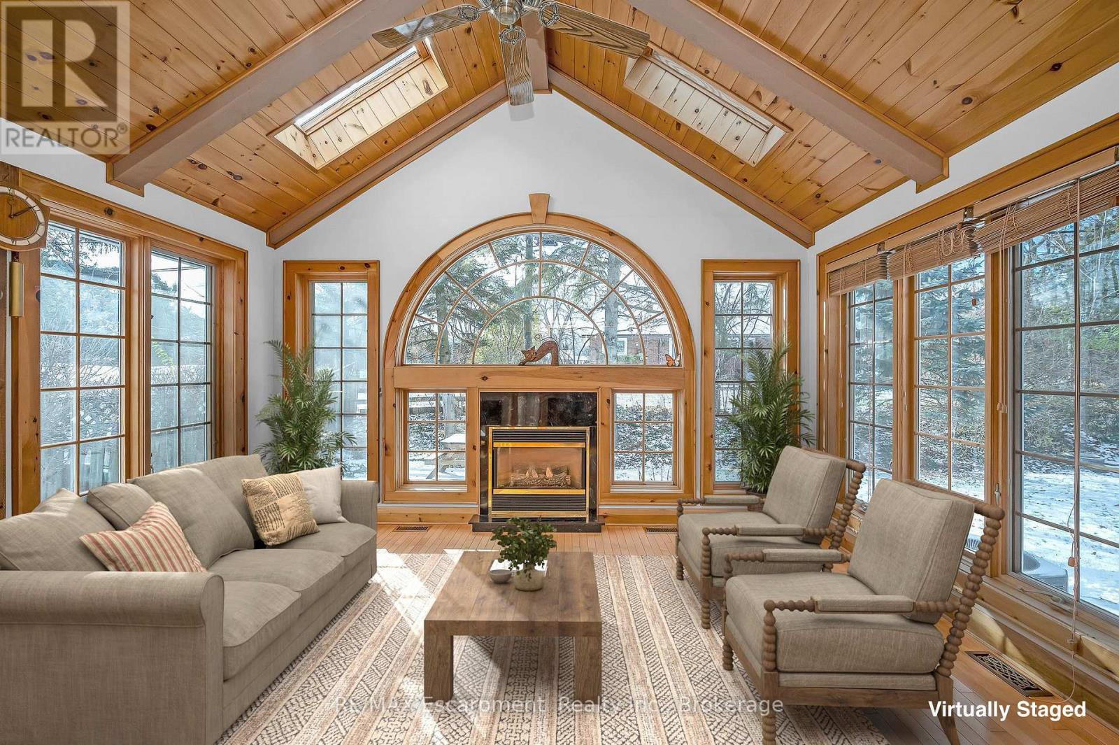 16 Glendale Drive, Welland, Ontario  L3C 4Y6 - Photo 10 - X12613434