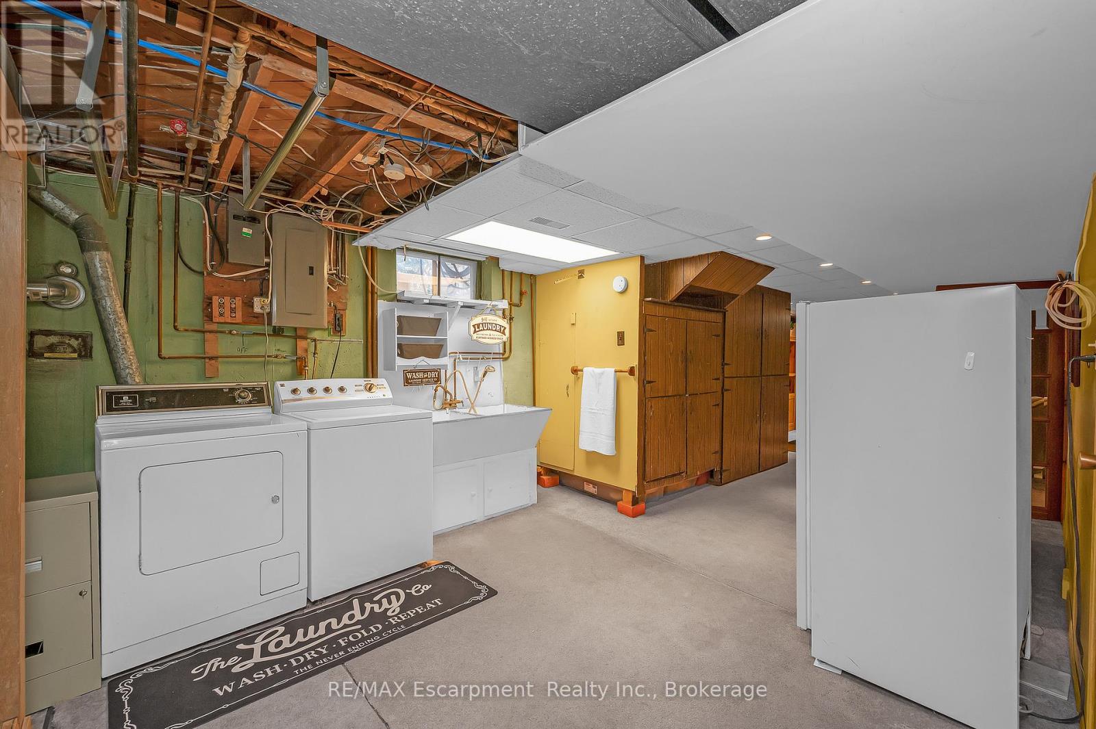 16 Glendale Drive, Welland, Ontario  L3C 4Y6 - Photo 24 - X12613434