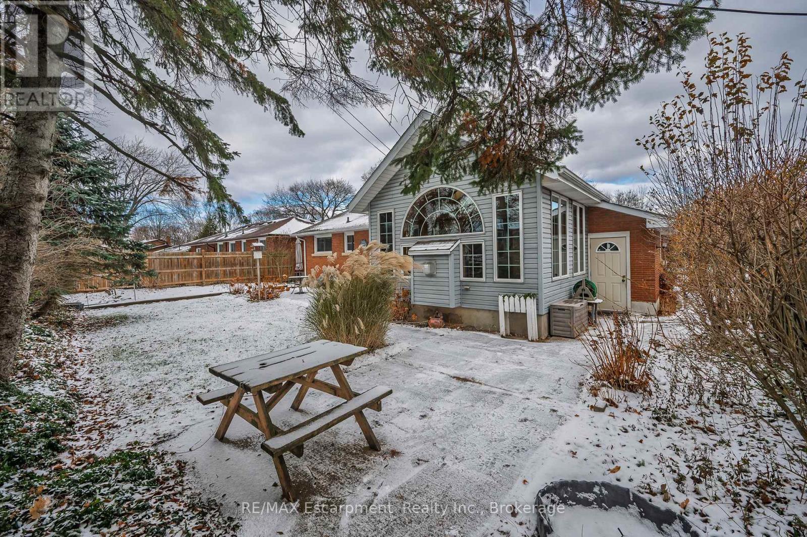 16 Glendale Drive, Welland, Ontario  L3C 4Y6 - Photo 27 - X12613434