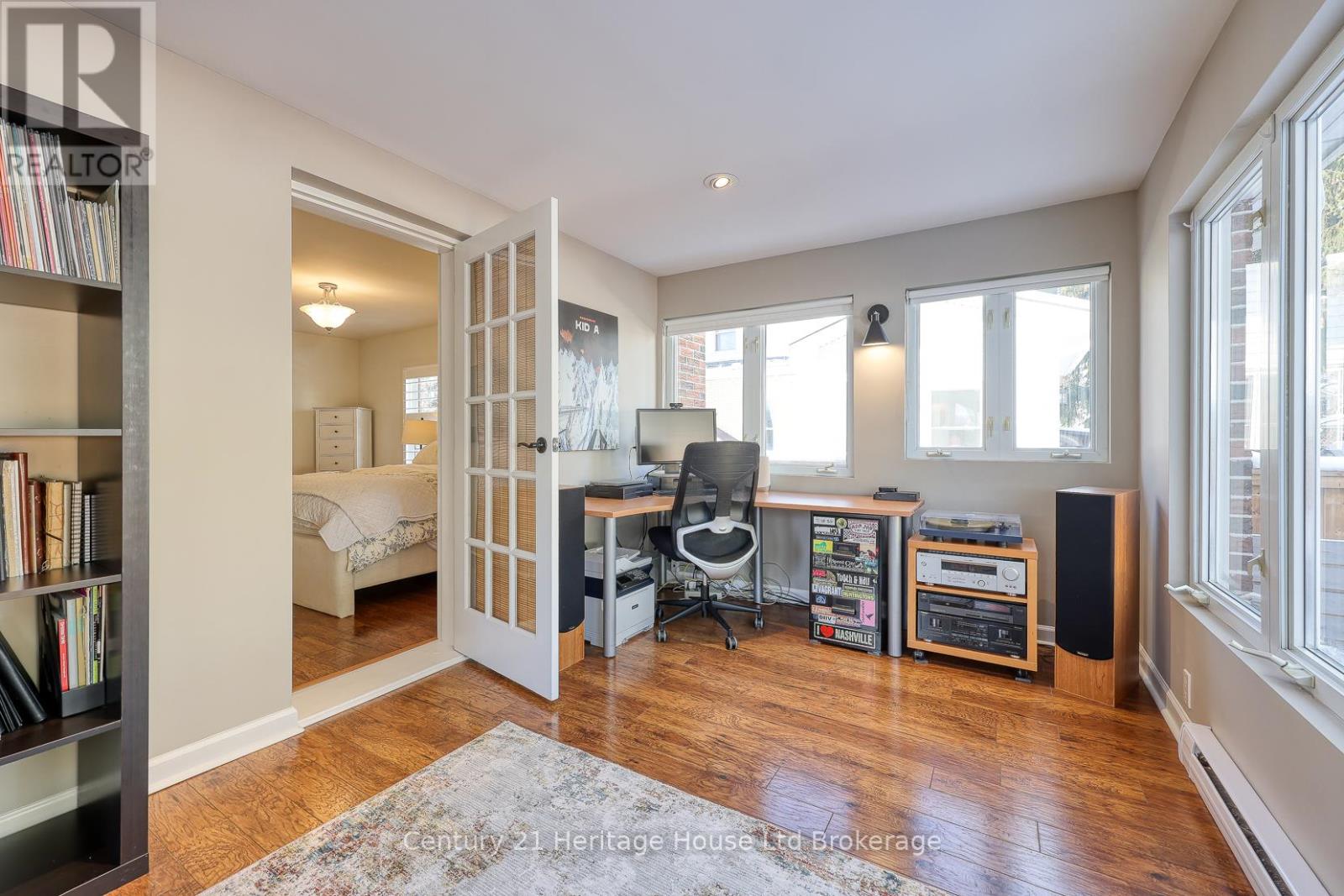 449 Vincent Street, Woodstock, Ontario  N4S 5M9 - Photo 23 - X12613390